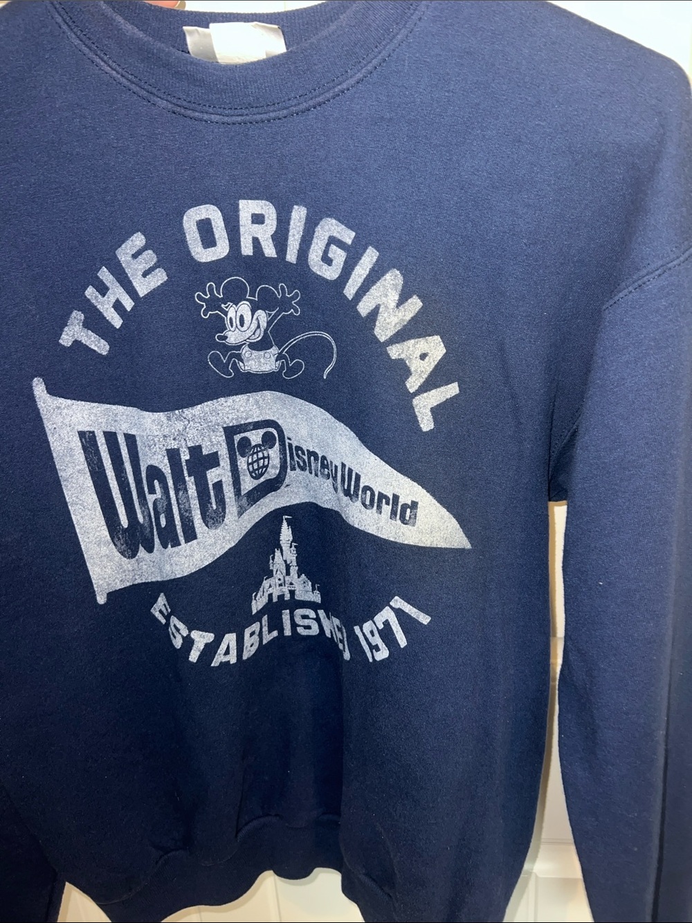 Vintage Walt Disney World Navy Crewneck Sweatshirt- Size Small - Picture 8 of 8